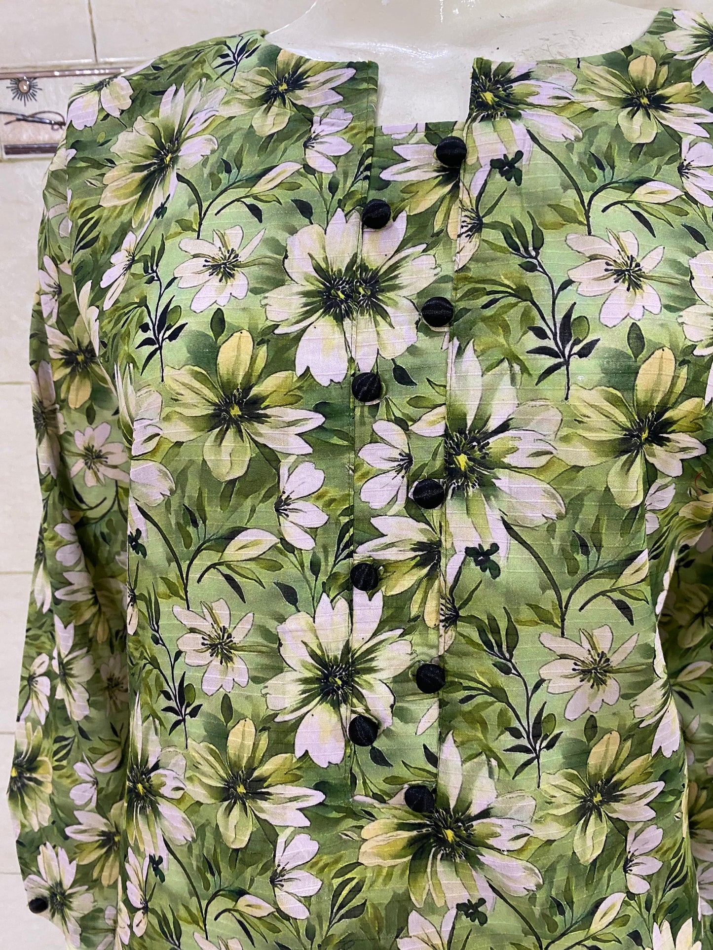 floral stitched 2-piece lawn suit for women – summer ready-to-wear by R&M Textile 2