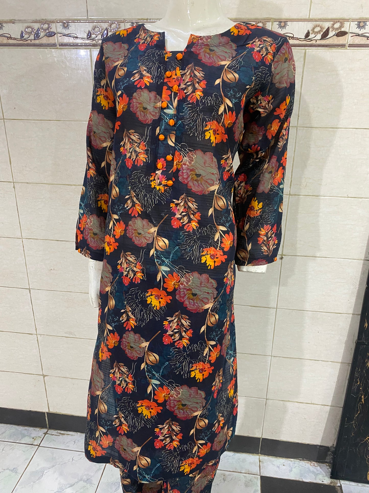 floral stitched 2-piece lawn suit for women – summer ready-to-wear by R&M Textile