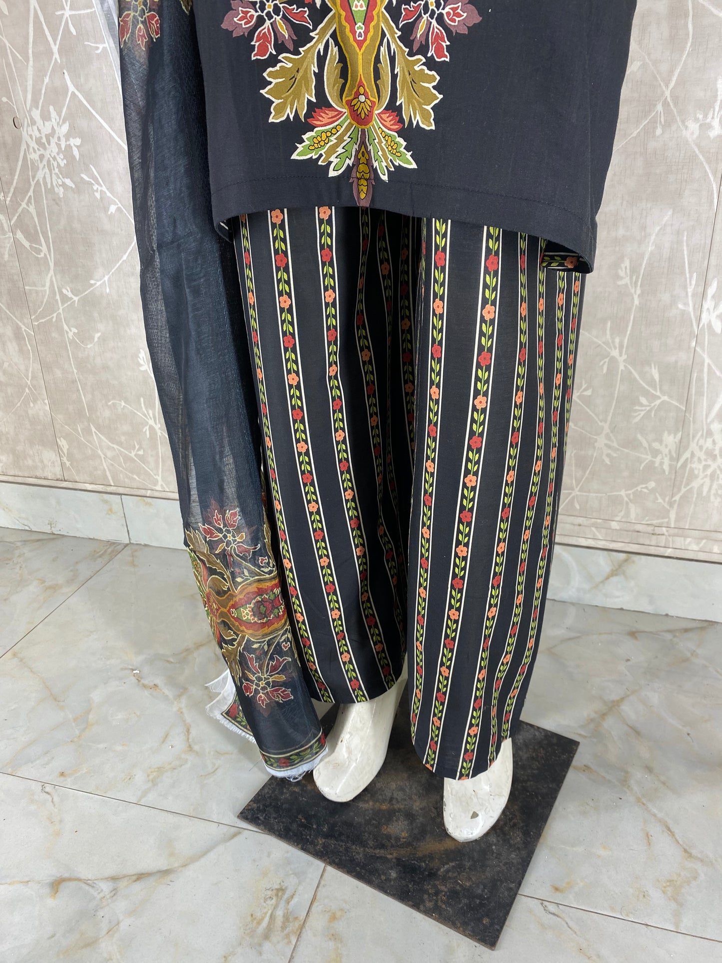 3PC Stitched Suit – Digital Printed Premium Lawn with Hand Embellished Neckline