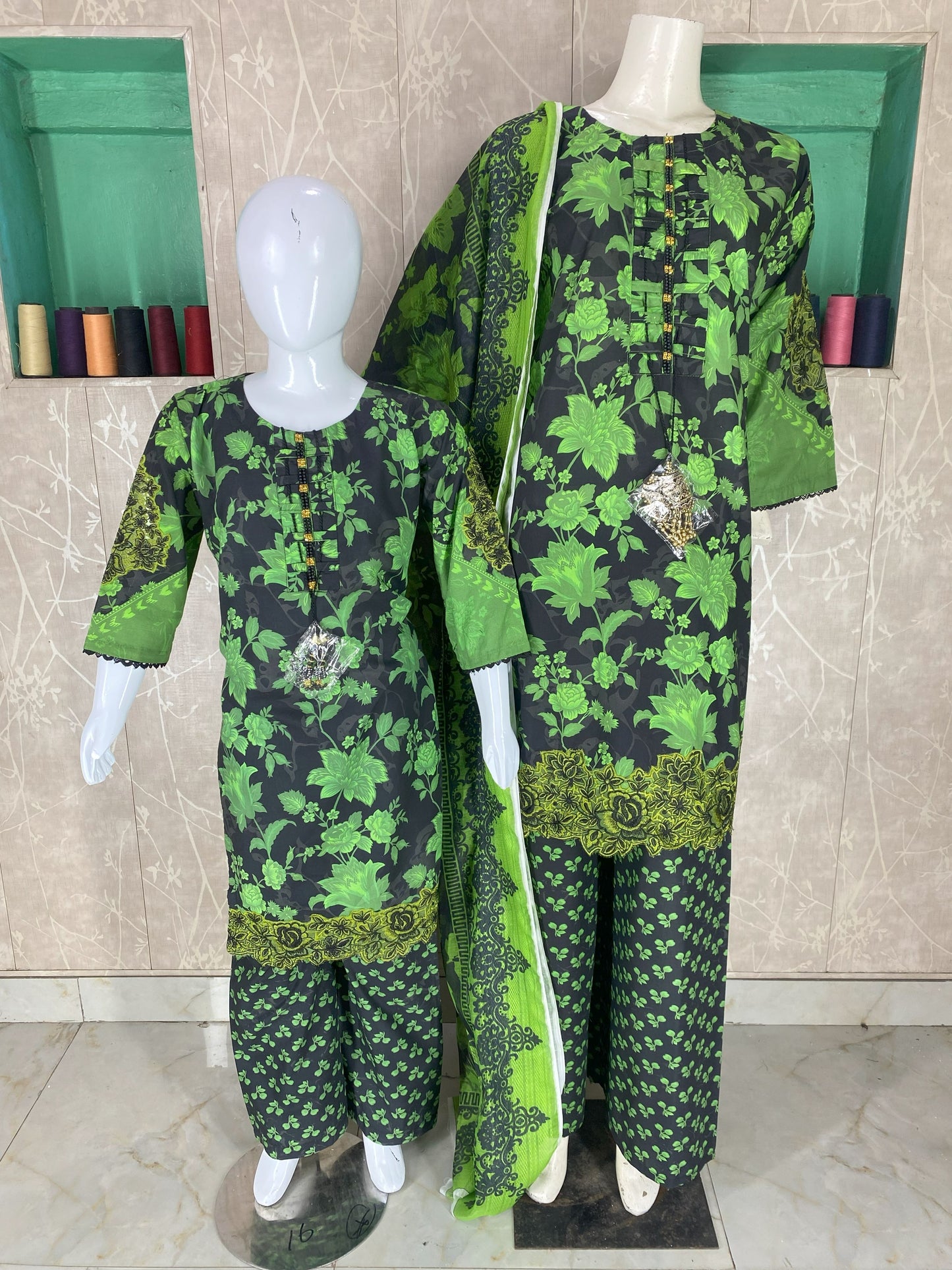 3PC Stitched Lawn Suit – Embroidered Sleeves & Daman | Fancy Tassel Neck Design